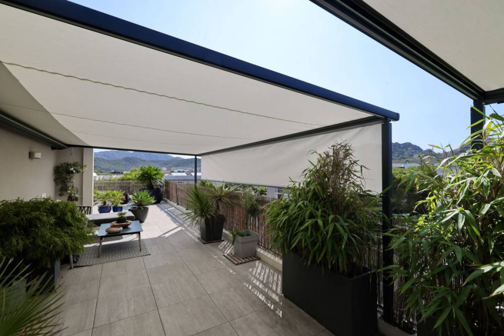 Marseille_Bio_PM_-_vue_de_dessous